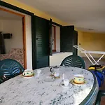 300mt Spiaggia Apartman *