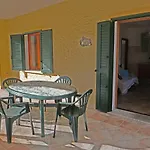 300mt Spiaggia Apartman *