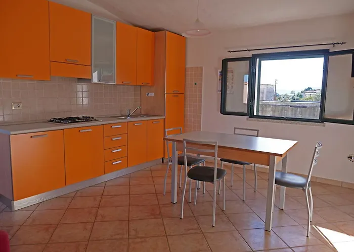 300mt Spiaggia بورتو أوتيولو